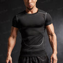 CAMISETA DE COMPRESSÃO MASCULINA ANIME BERSERK - MANGA CURTA PARA TREINOS E ESPORTES